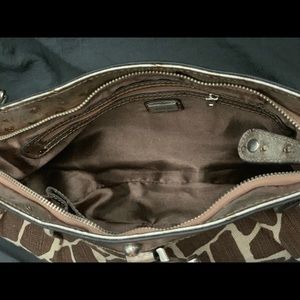 Guess Bags - GUESS Giraffe clutch Guess Bags - GUESS Giraffe clutch